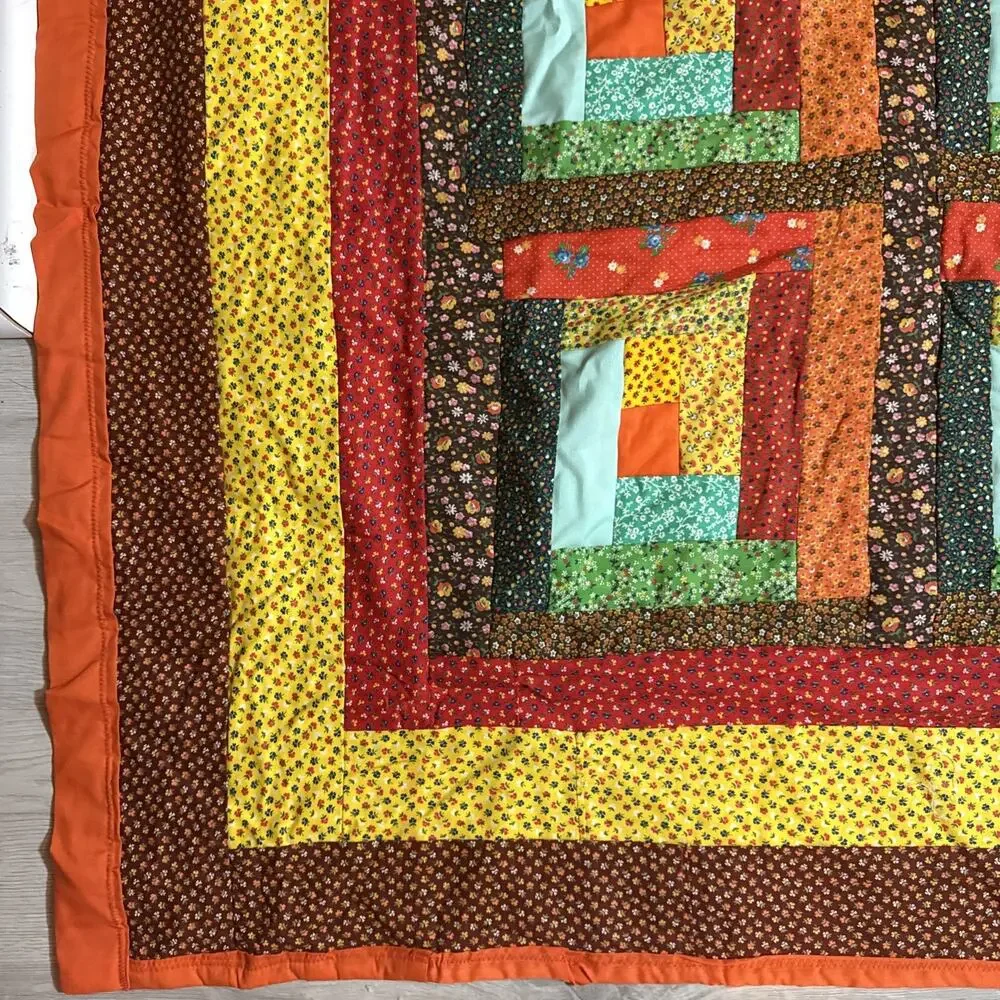 Vintage Quilt Log Cabin Pattern Hand Quilted Handmade Vintage 67” By 72”